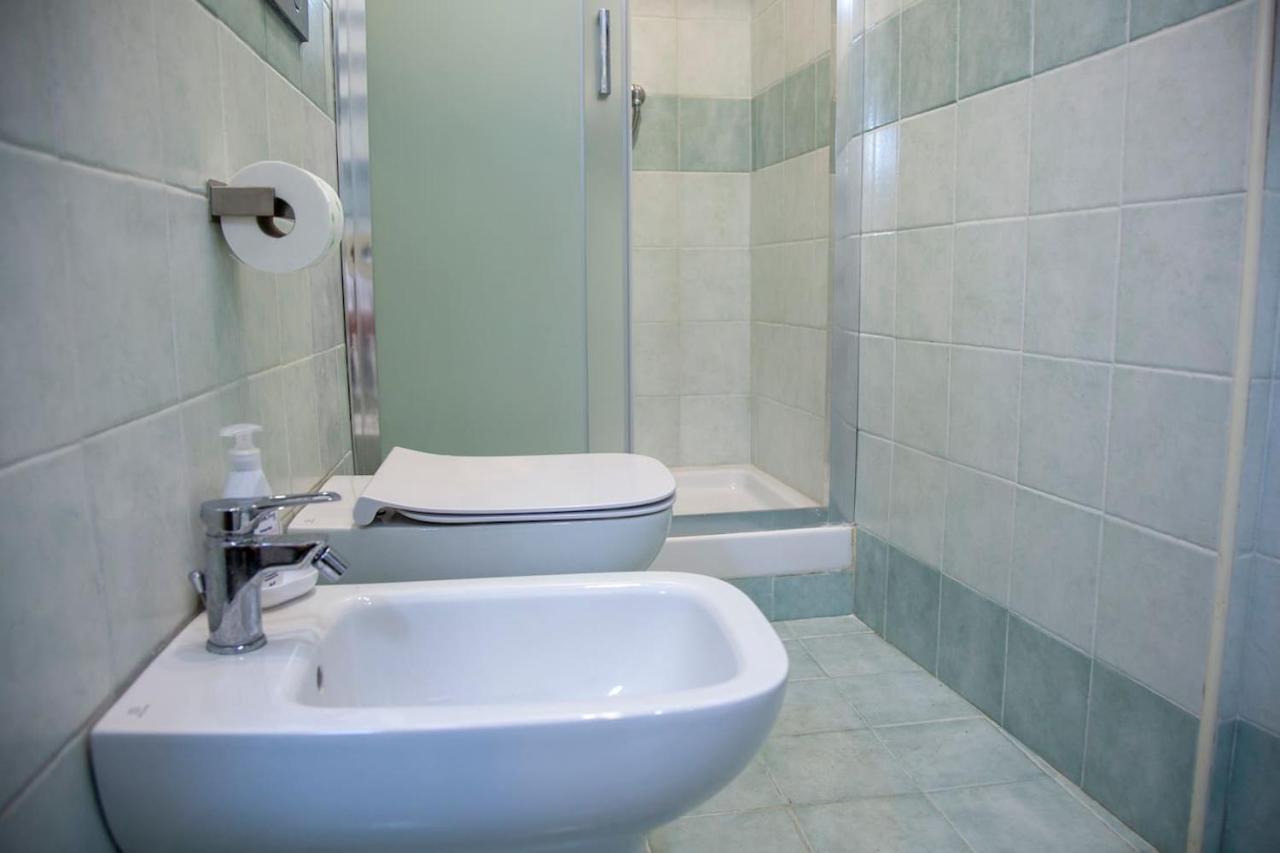로마 Casa Q163A Tuscolana Next To Metro 아파트 외부 사진